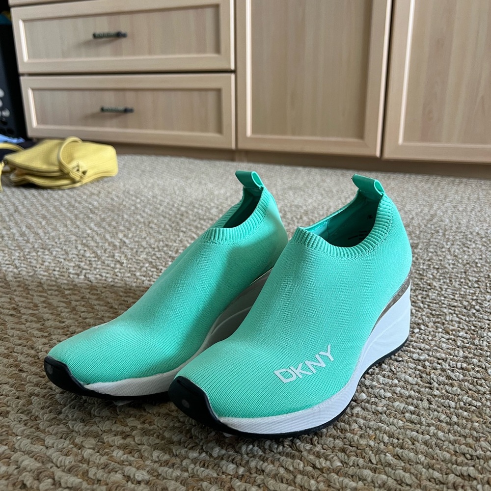 DKNY Women's Mint Green Slip-On Sneakers